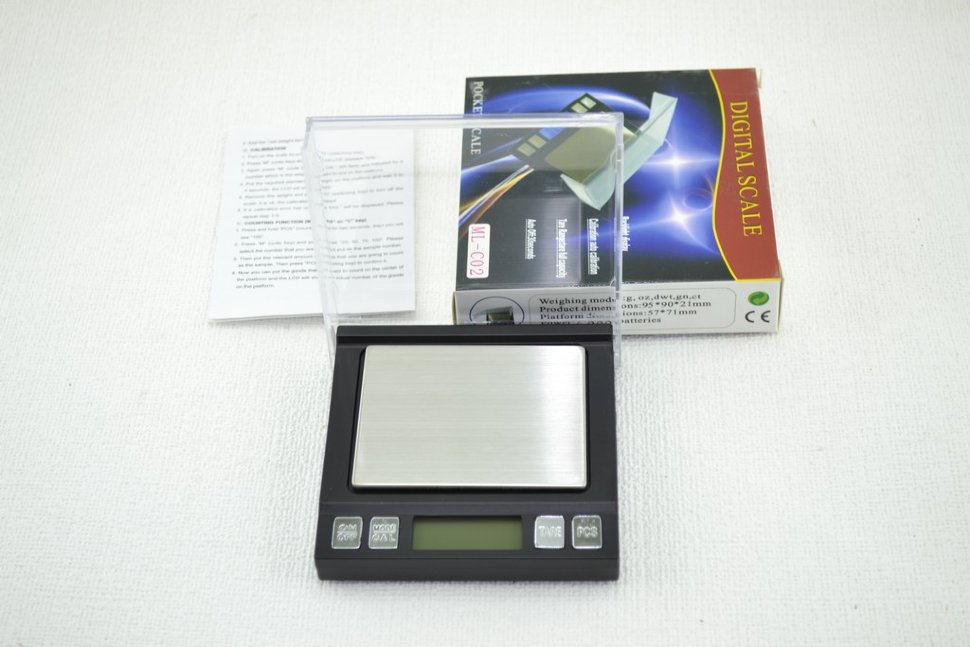  Терези ювелірні електронні (до 100 грам, точність 0,01 г)