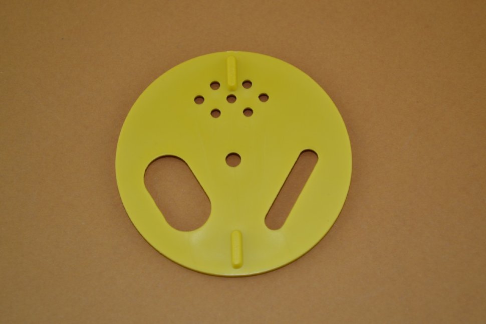 Летковый заградитель для нуклеуса (пластик) 